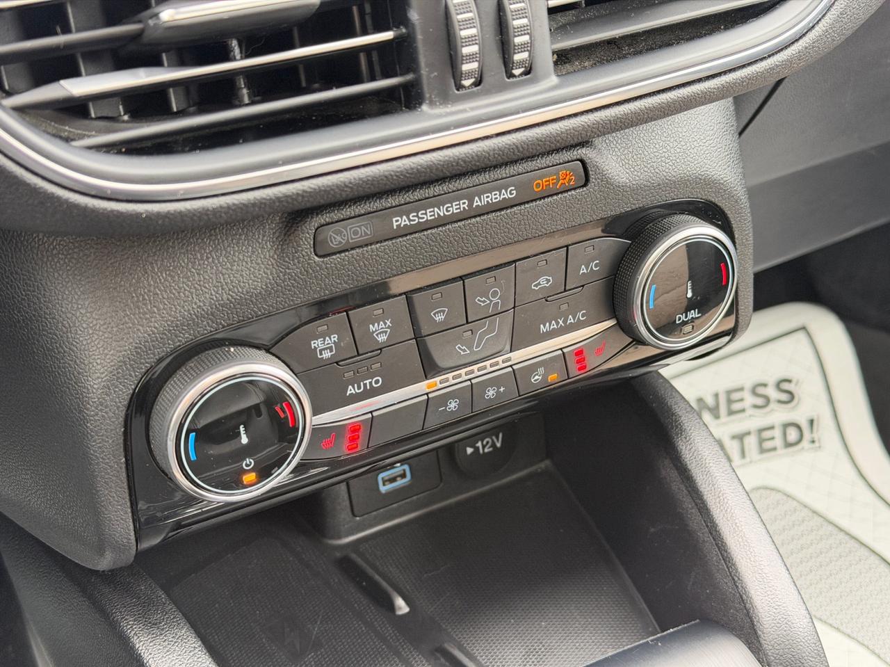 2022 Ford Escape TITANIUM   AWD   HYBRID   NO ACCIDENT   ONE OWNER Photo