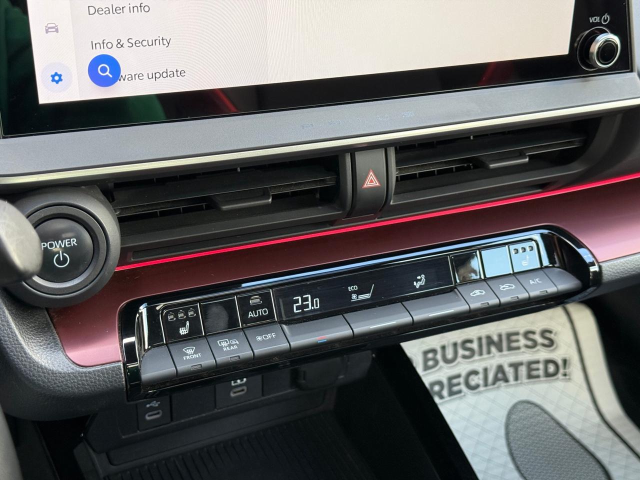 2024 Toyota Prius Prime XSE   PRIME   PLUG-IN HYBRID   NO ACCIDENT   ONE O Photo