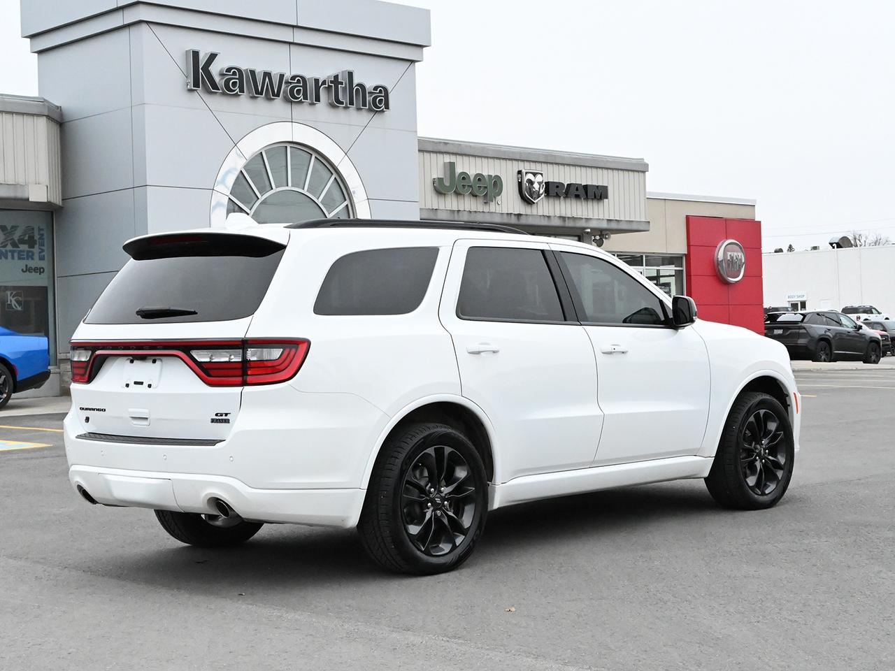 2022 Dodge Durango GT Photo2