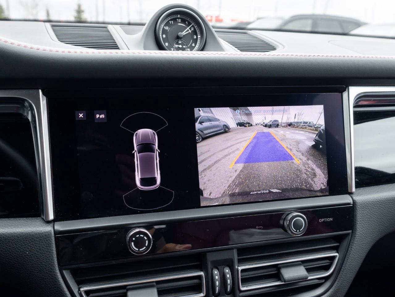 2023 Porsche Macan S 4dr All-Wheel Drive Photo