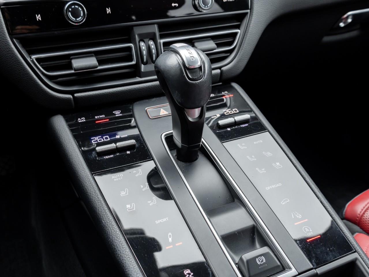 2023 Porsche Macan S 4dr All-Wheel Drive Photo