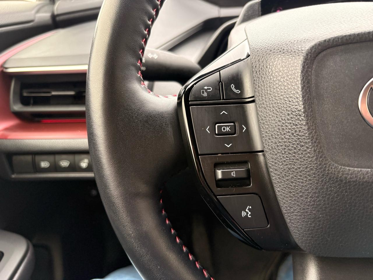 2023 Toyota Prius Prime XSE Leather, Panaromic Roof, Plug in Photo