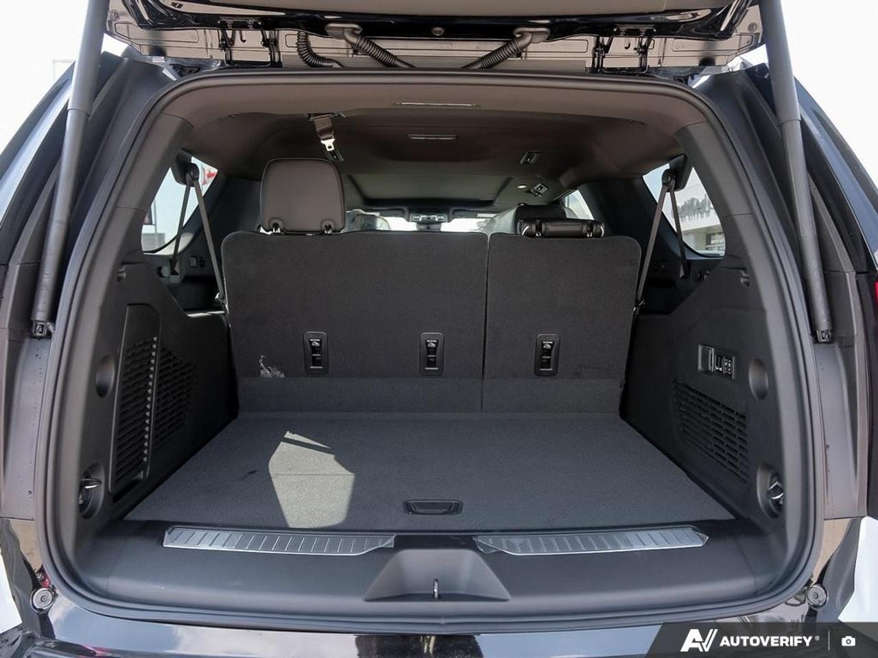 2026 GMC Yukon XL 4WD 4dr AT4 Ultimate Photo