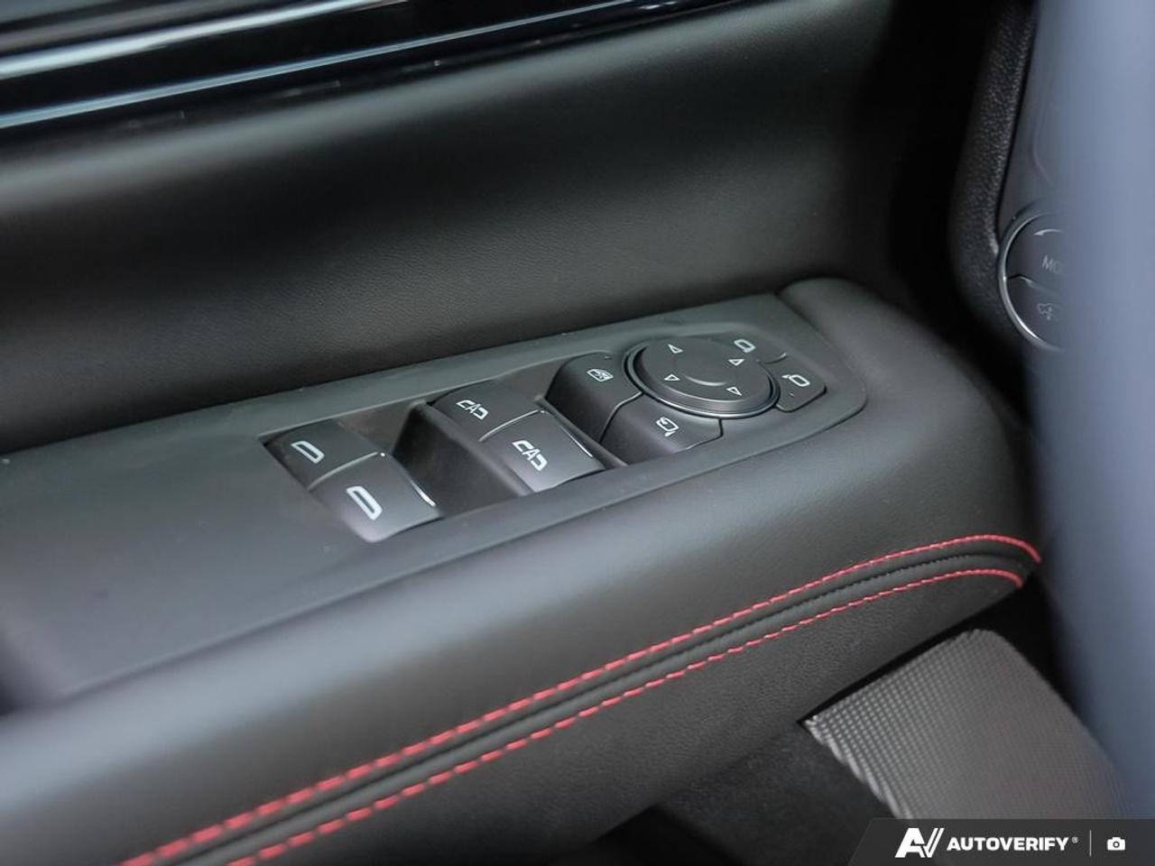 2026 GMC Yukon XL 4WD 4dr AT4 Ultimate Photo