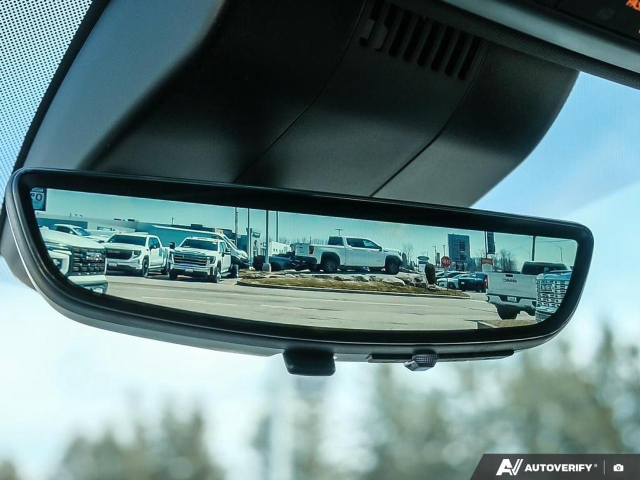 2026 GMC Yukon XL 4WD 4dr AT4 Ultimate Photo