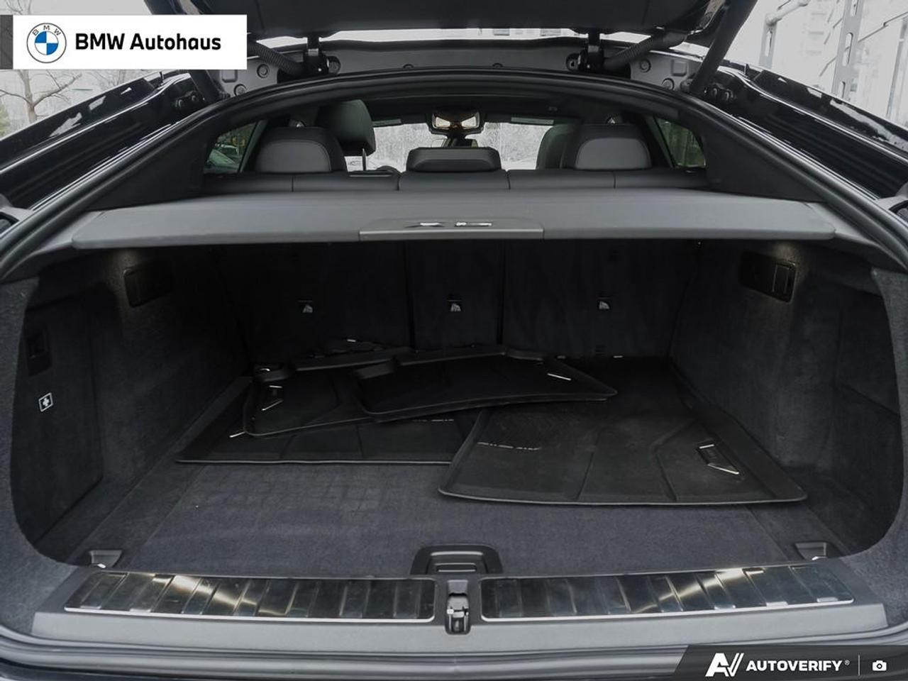 2024 BMW X6 xDrive40i Sports Activity Coupe Photo
