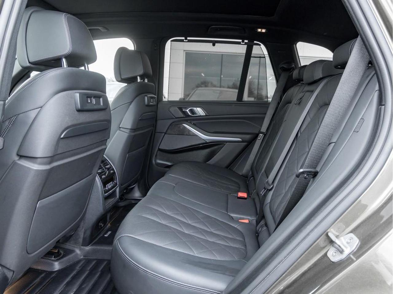 2023 BMW X5 xDrive40i 4dr All-Wheel Drive Sports Activity Vehicle Photo