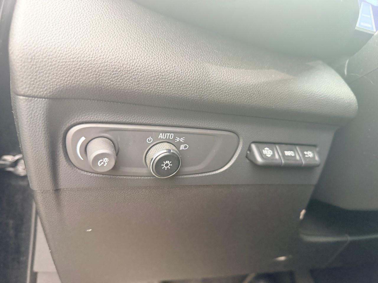 2022 Buick Envision AWD 4dr Avenir Photo