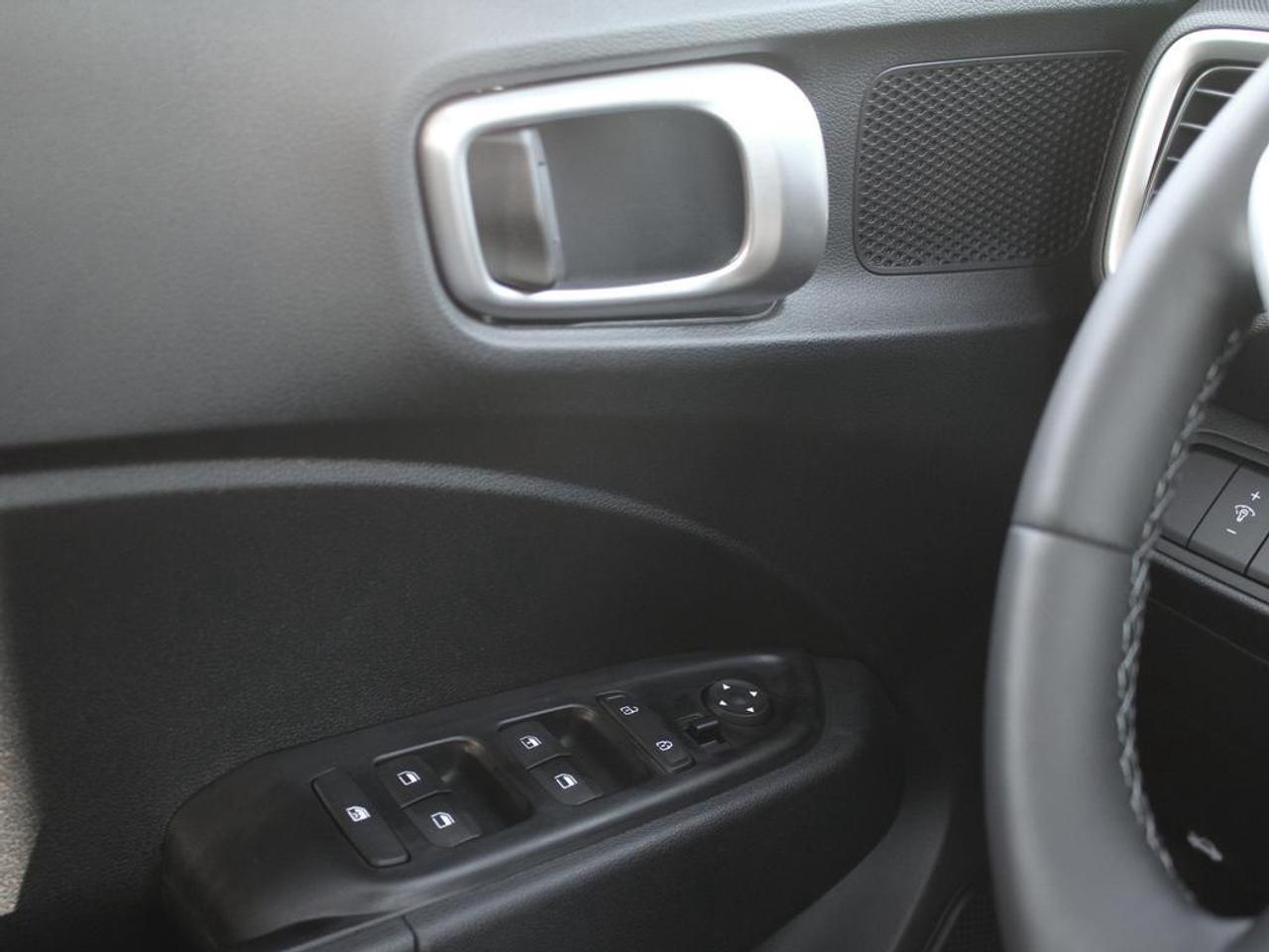 2025 Hyundai Venue  Photo