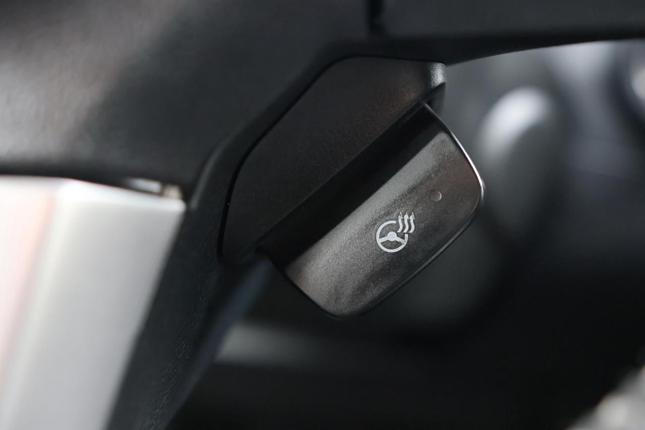 2018 Subaru Forester 2.5-LIMITED-AWD-EYESIGHT PKG/ADAPT CRUISE/NAV/LEAT Photo