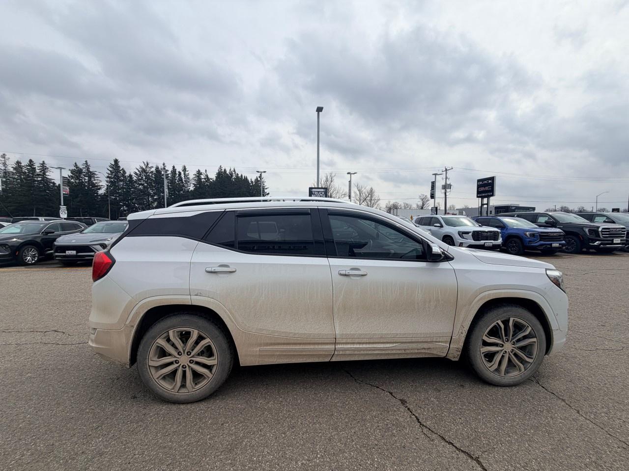 2019 GMC Terrain AWD Denali Photo4