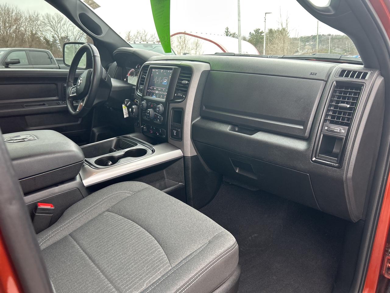 2023 RAM 1500 Classic EXPRESS Photo