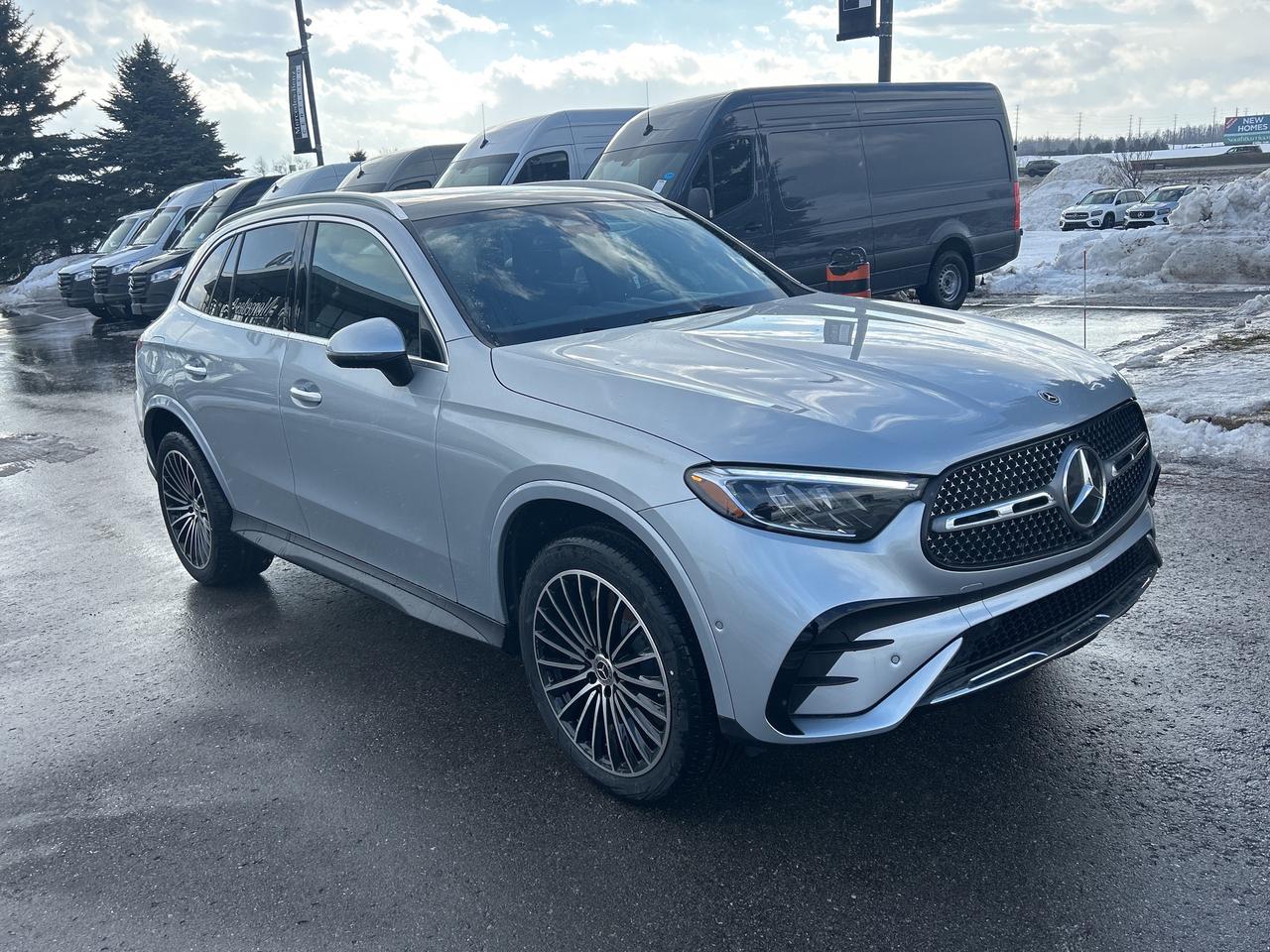 2026 Mercedes-Benz GLC GLC 300 Photo