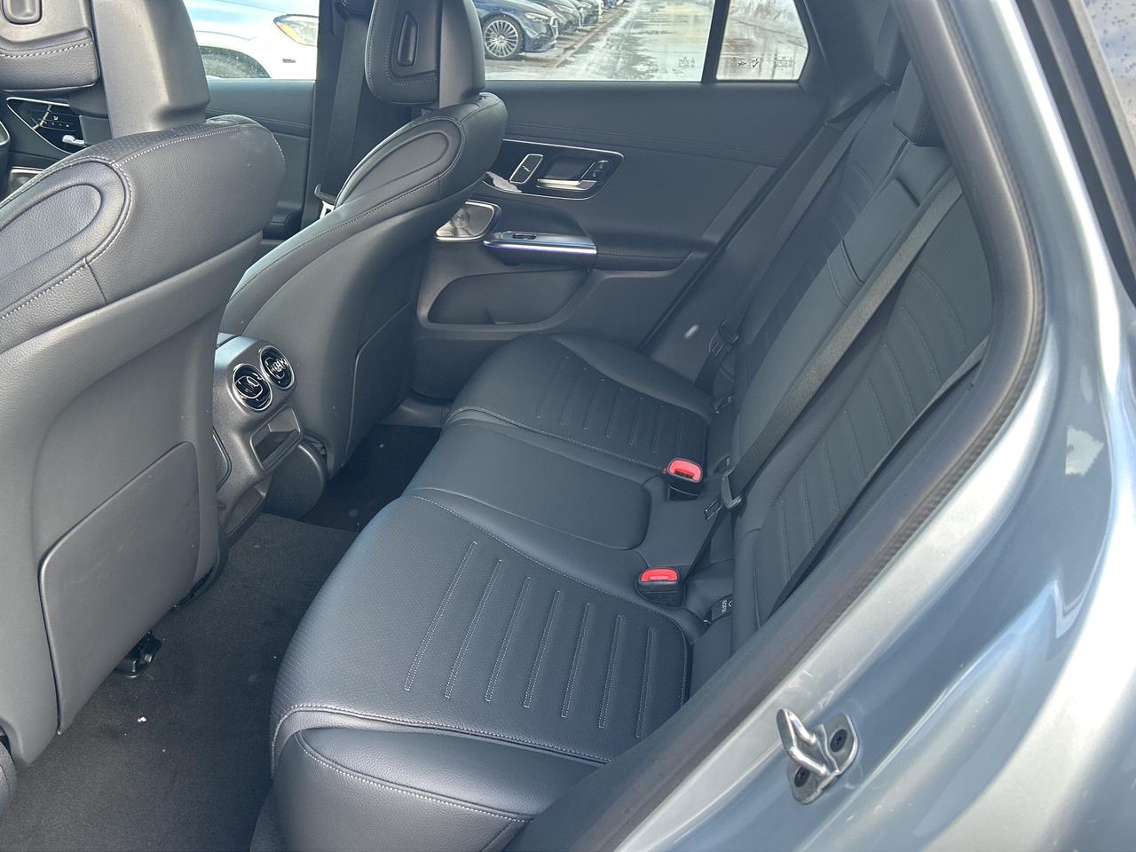 2026 Mercedes-Benz GLC GLC 300 Photo