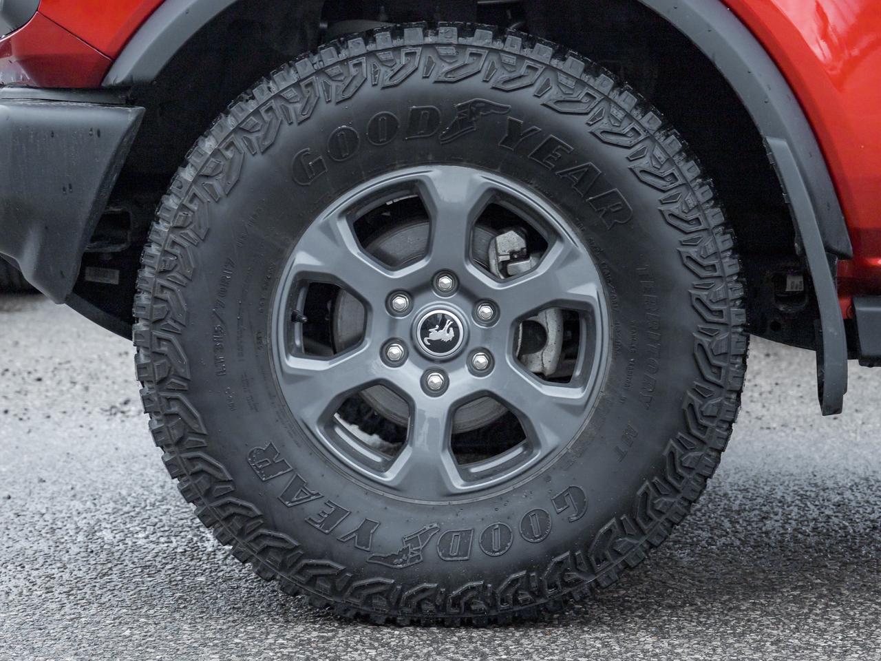 2024 Ford Bronco Big Bend 2dr 4x4 Photo3
