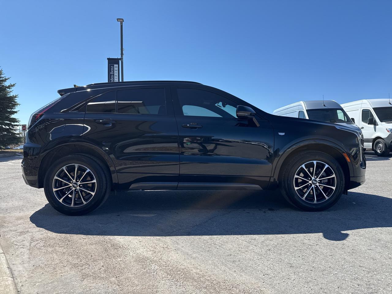 2024 Cadillac XT4 AWD 4dr Sport Photo4