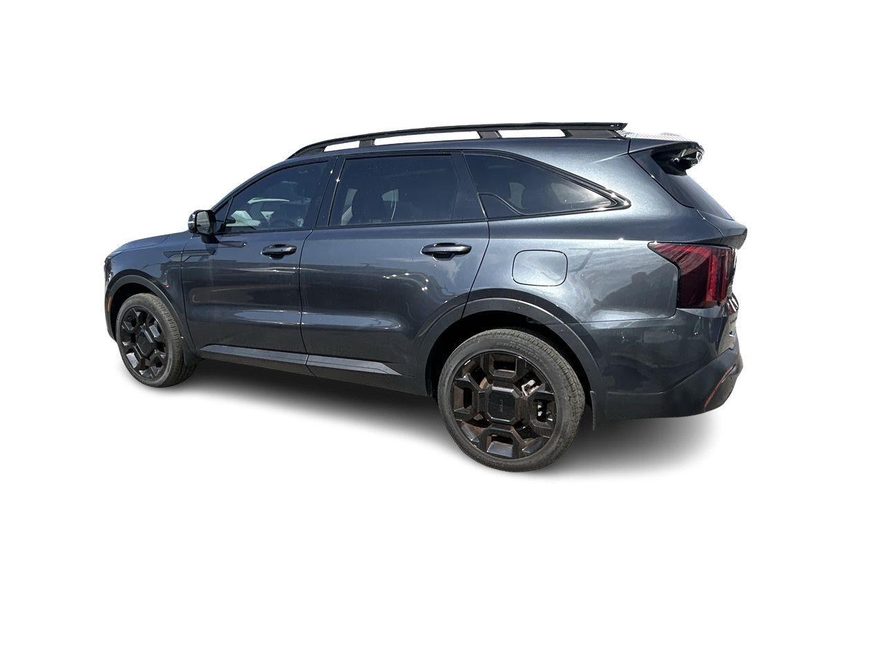 2025 Kia Sorento X-Line AWD 6 Lthr seats   Captain Chairs   Moonroo Photo