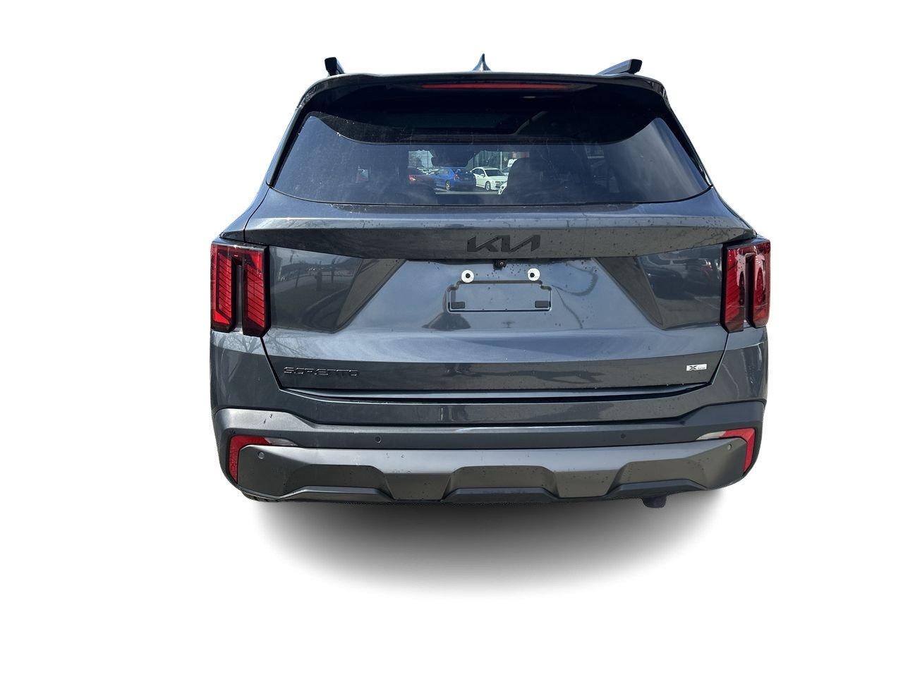 2025 Kia Sorento X-Line AWD 6 Lthr seats   Captain Chairs   Moonroo Photo
