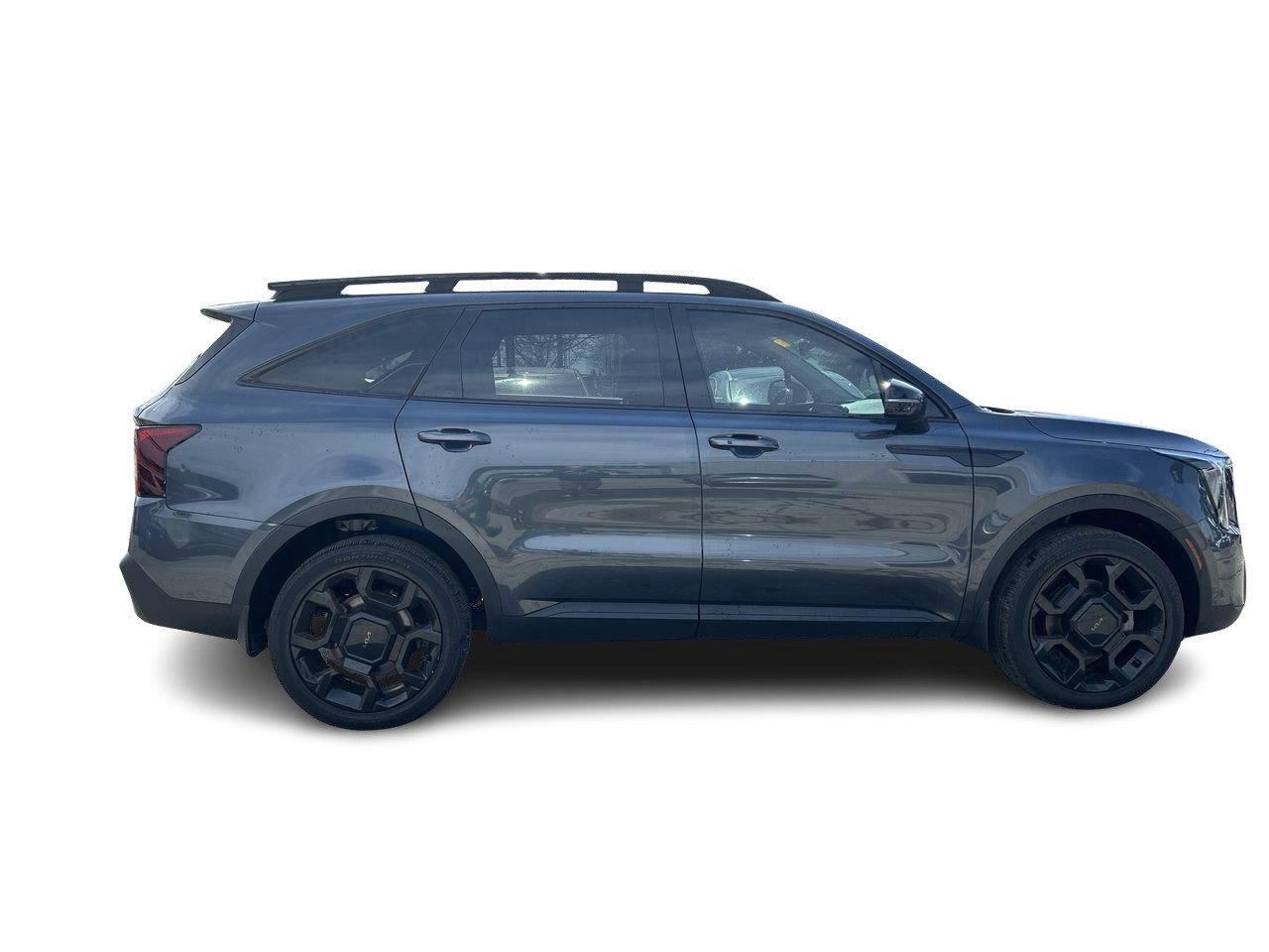 2025 Kia Sorento X-Line AWD 6 Lthr seats   Captain Chairs   Moonroo Photo