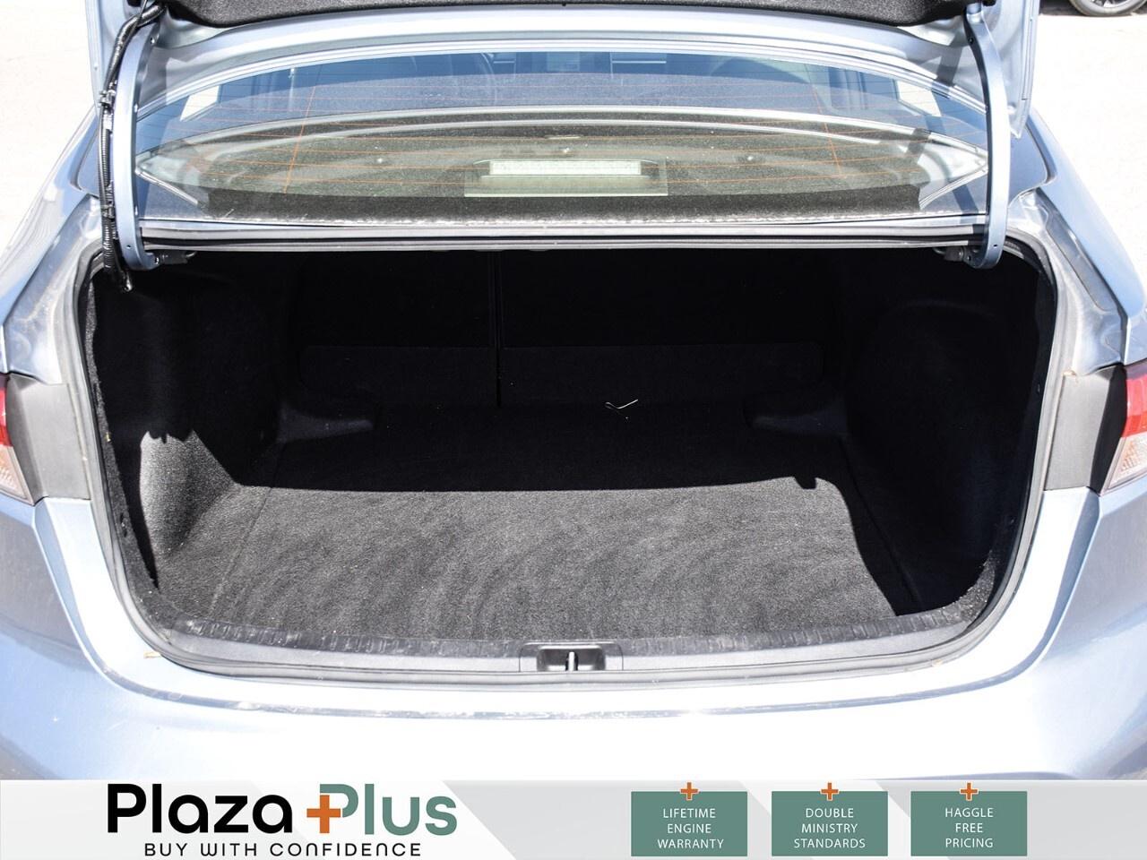 2024 Toyota Corolla Hybrid LE Photo