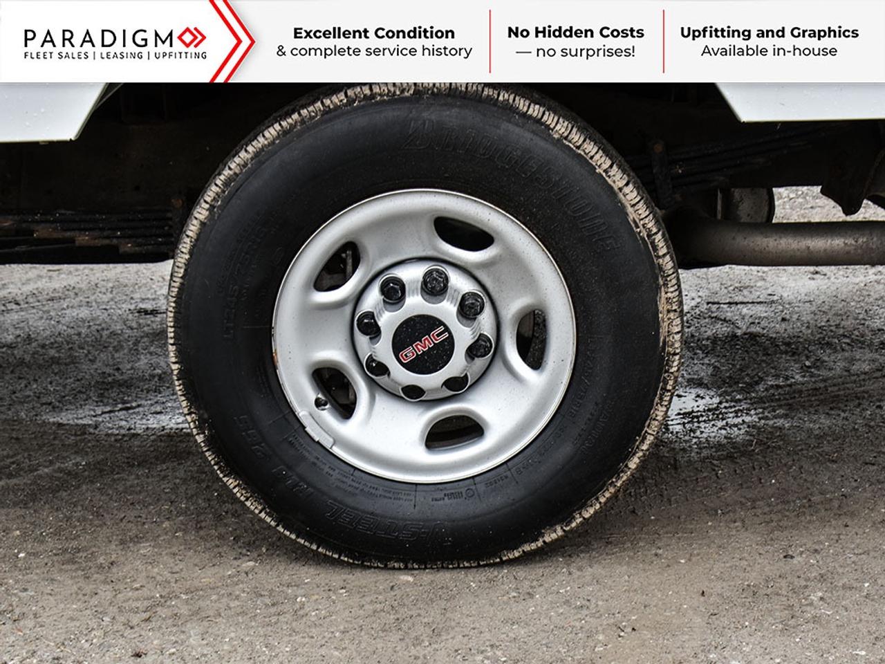 2023 GMC Savana Cargo Van Photo