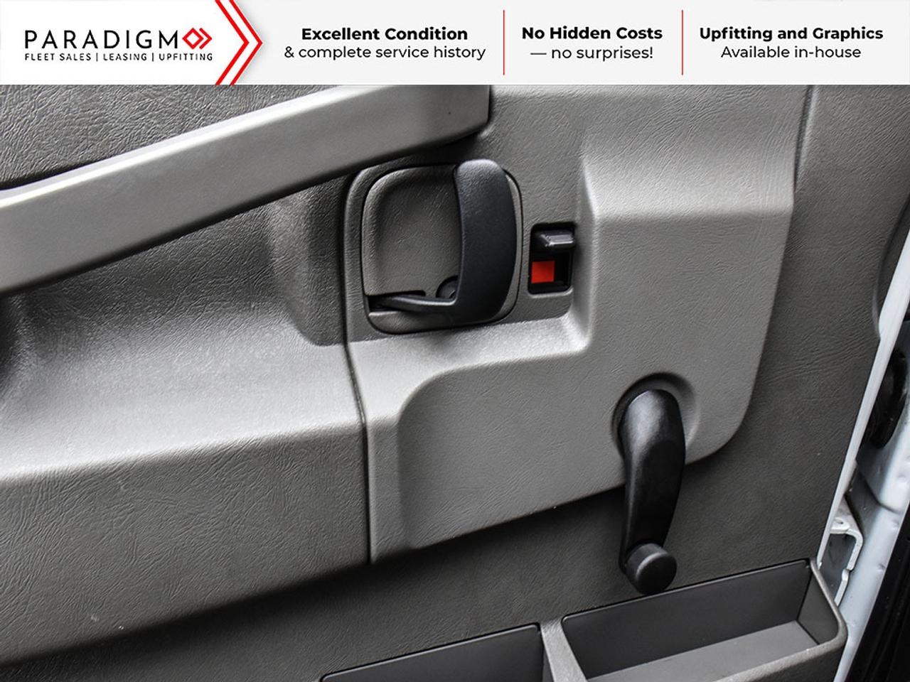 2023 GMC Savana Cargo Van Photo