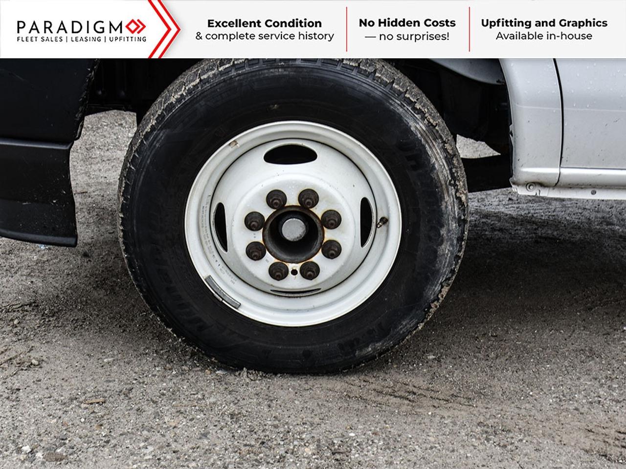 2024 Ford E-450 CARGO VAN Photo