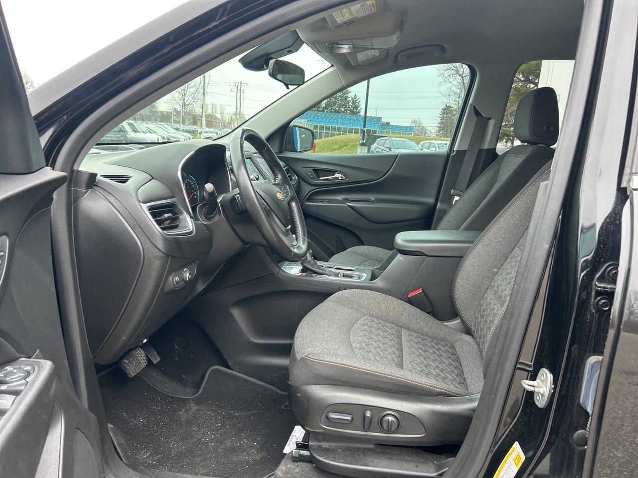 2022 Chevrolet Equinox LT   Clean Carfax   One Owner Photo