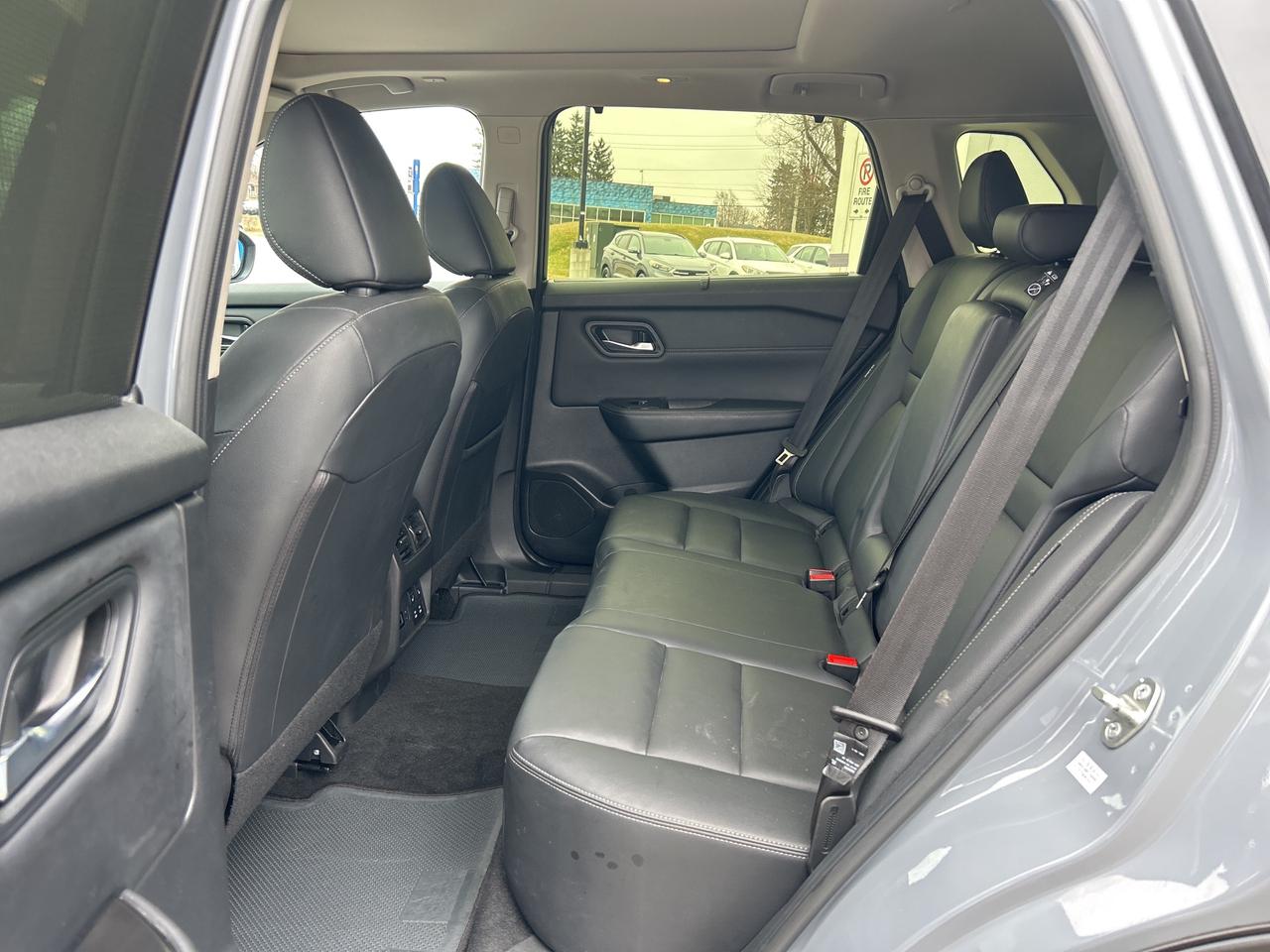 2024 Nissan Rogue SL Photo