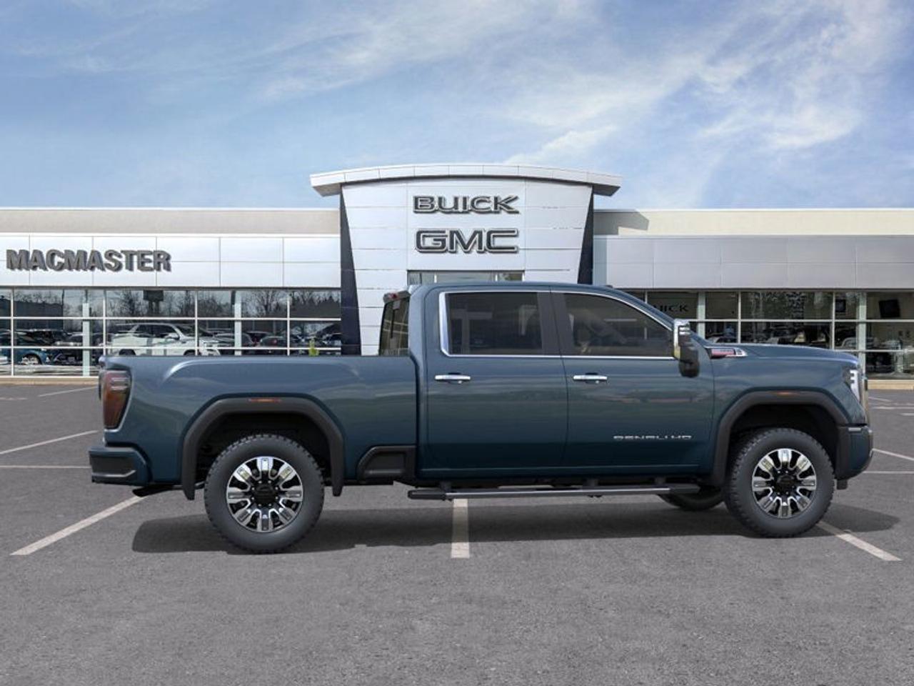 2026 GMC SIERRA 2500HD Crew Cab Standard Box 4-Wheel Drive Denali Photo