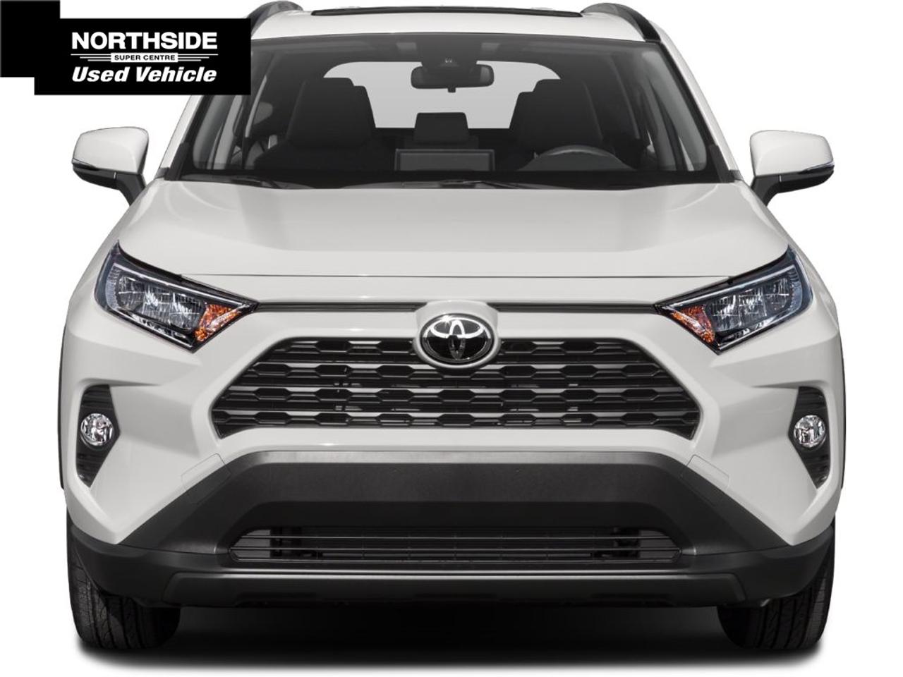 2021 Toyota RAV4 XLE 4dr All-wheel Drive Photo3