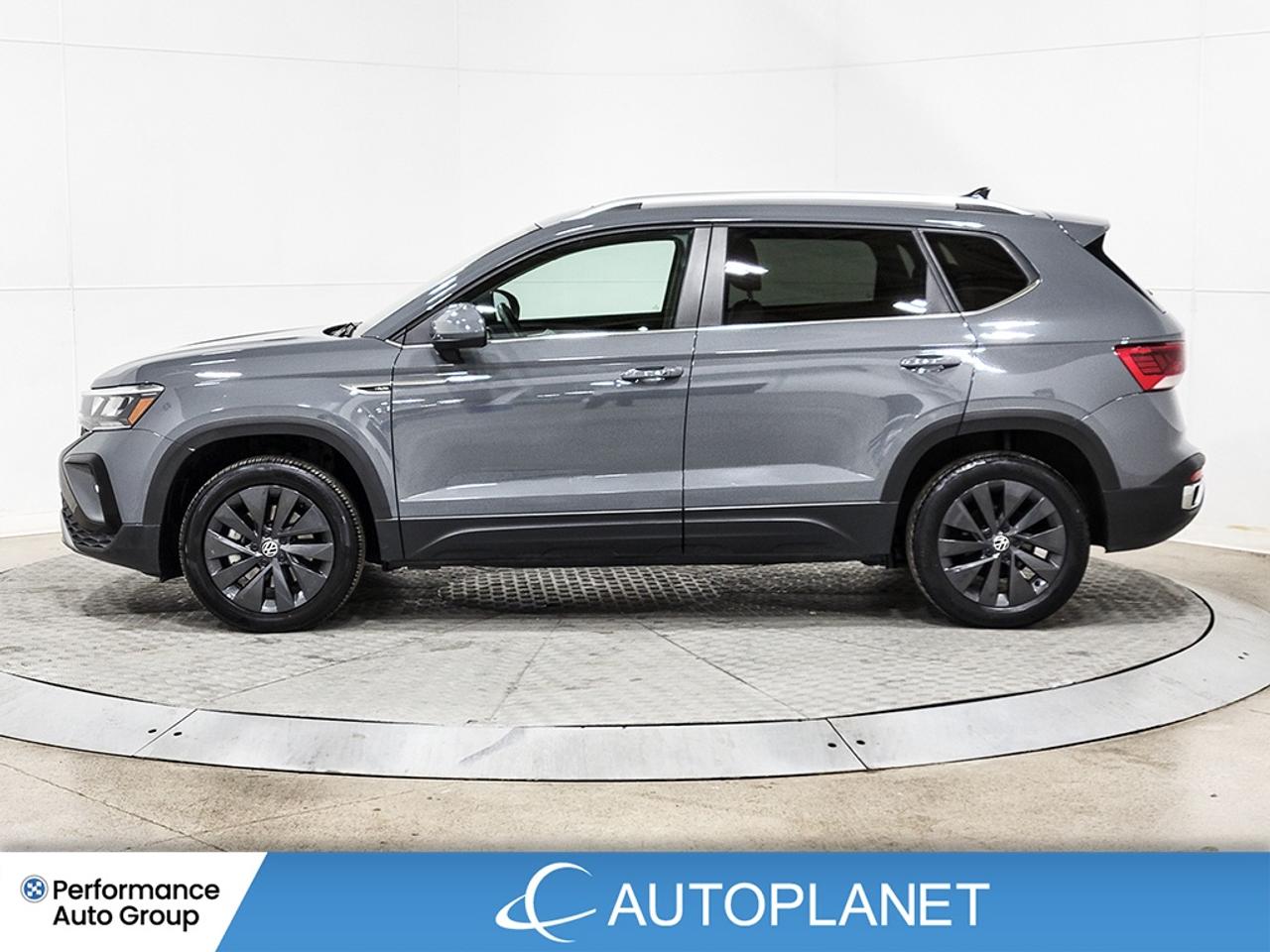 2024 Volkswagen Taos Comfortline, Apple CarPlay, Pano Roof Photo3