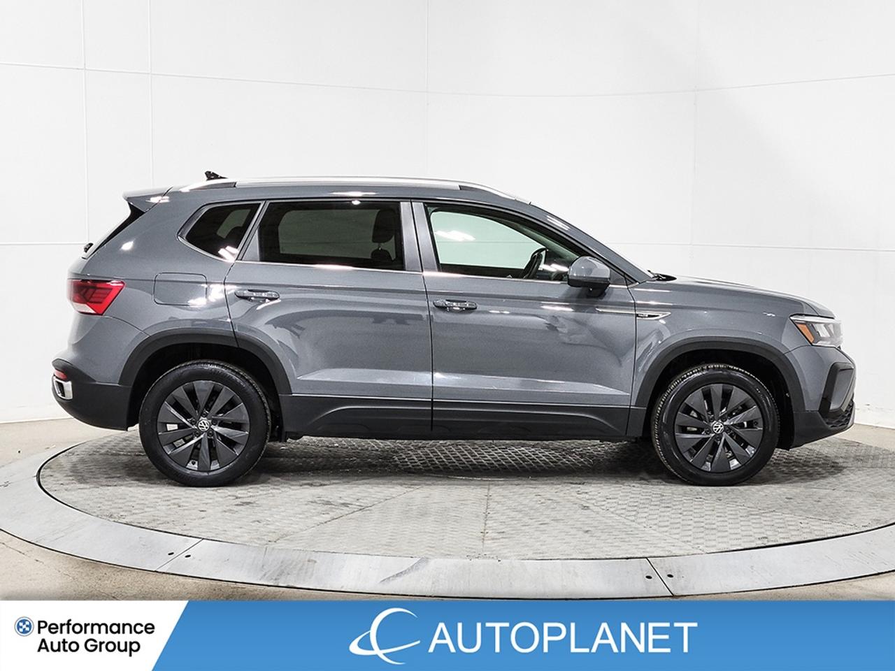 2024 Volkswagen Taos Comfortline, Apple CarPlay, Pano Roof Photo