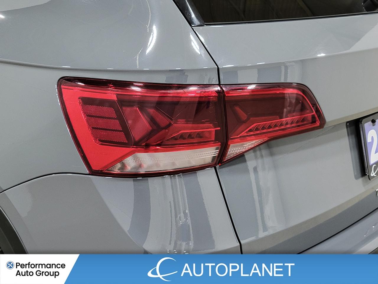 2024 Volkswagen Taos Comfortline, Apple CarPlay, Pano Roof Photo