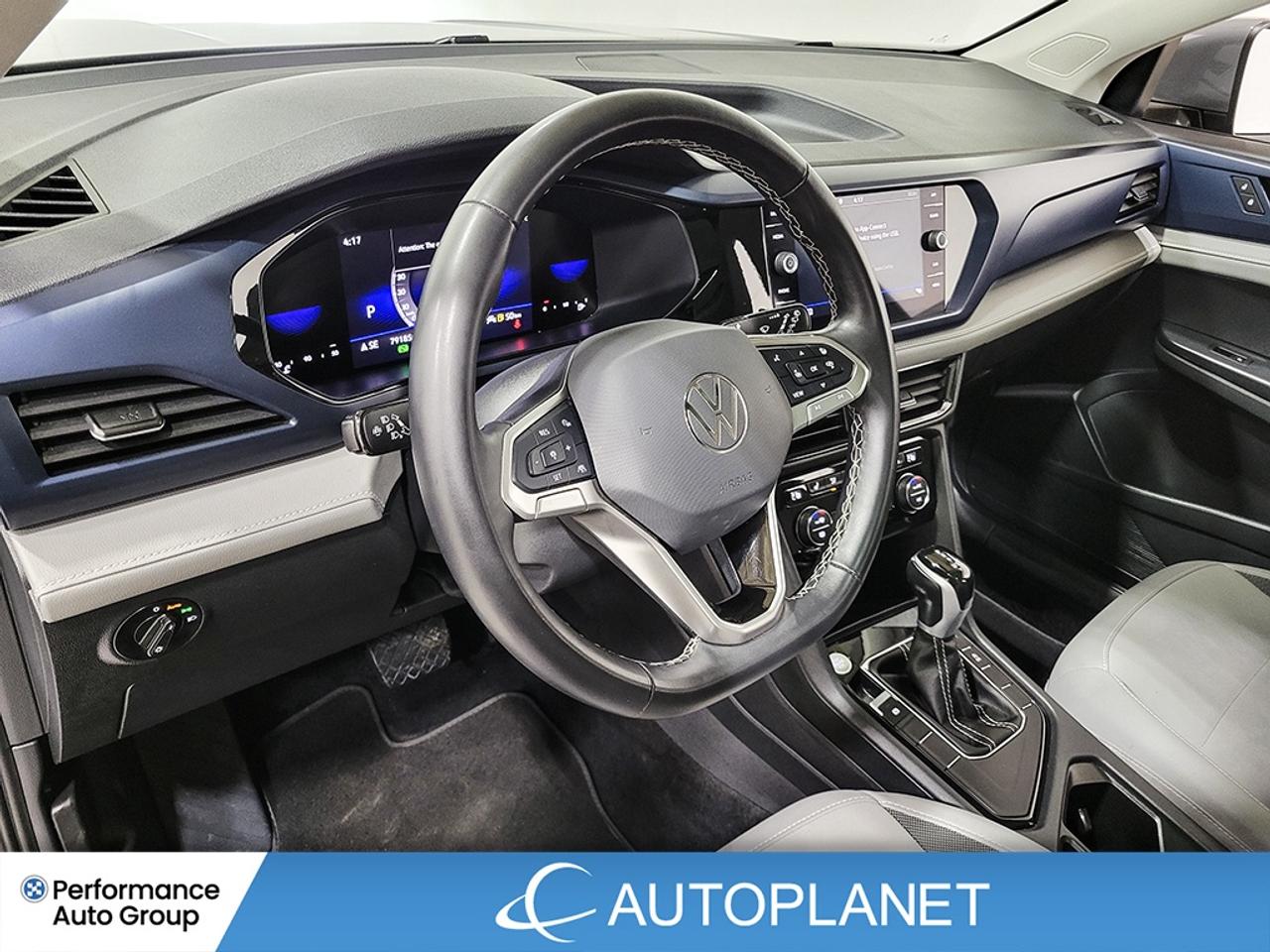 2024 Volkswagen Taos Comfortline, Apple CarPlay, Pano Roof Photo