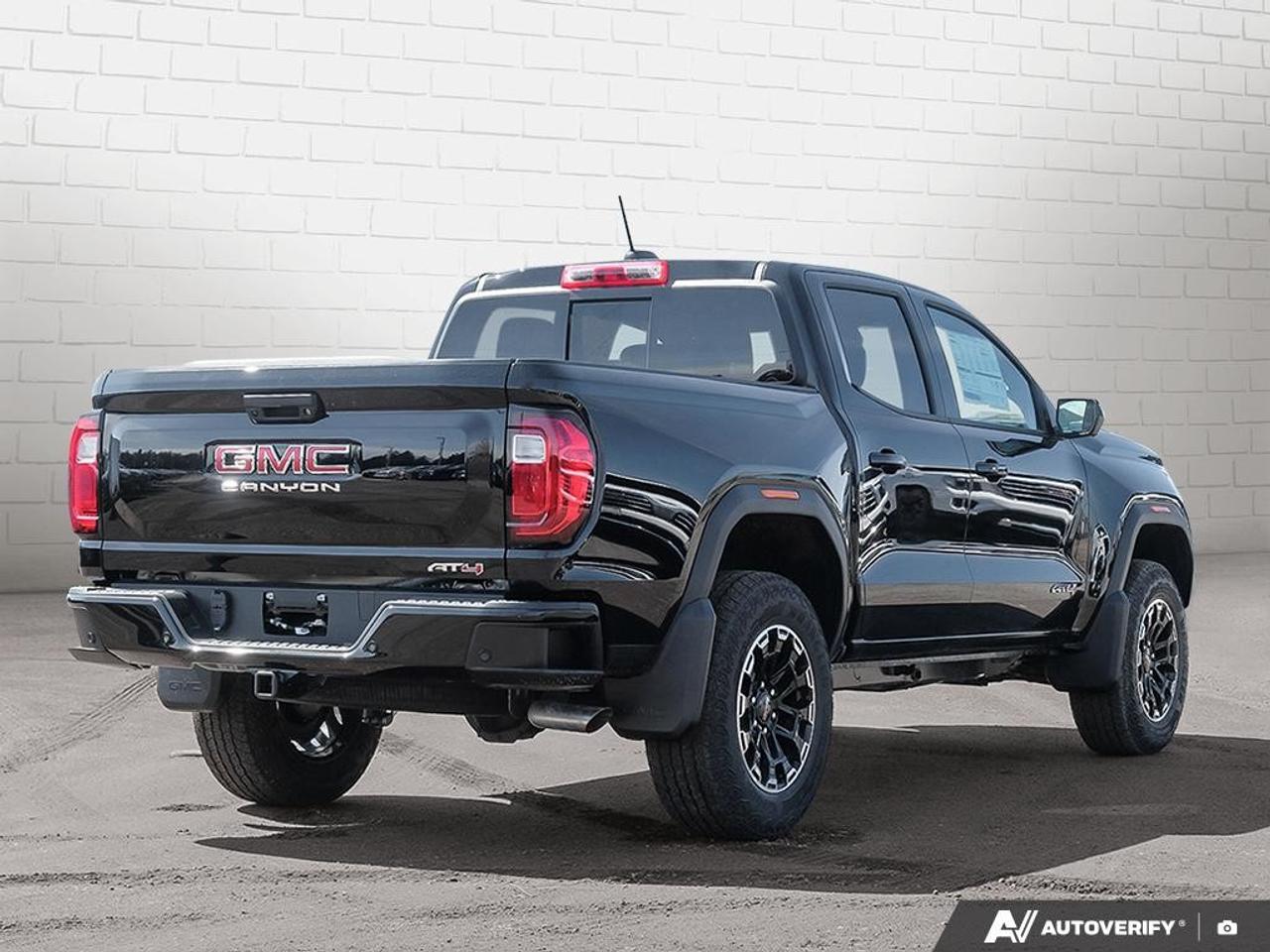 2026 GMC Canyon Crew Cab Short Box 4-Wheel Drive AT4 Photo4