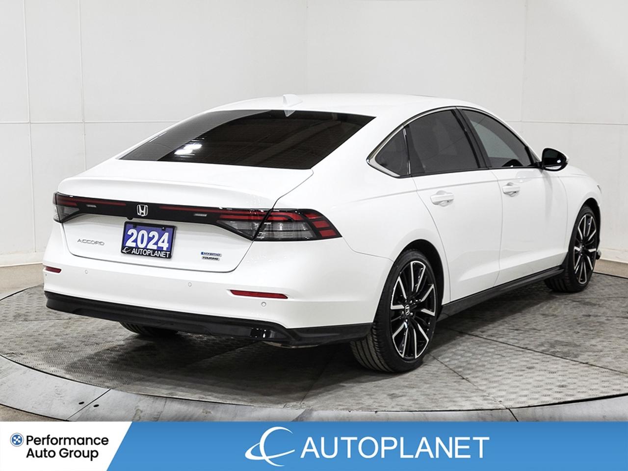 2024 Honda Accord Hybrid Touring AWD, Navi, Sunroof, Back Up Cam,Bose Sound Photo