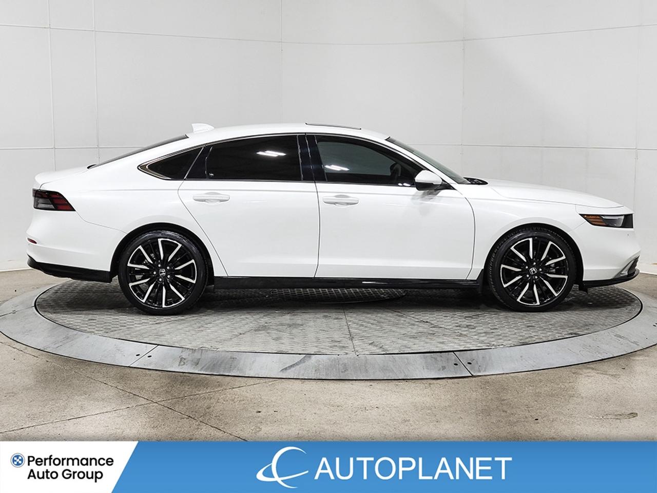 2024 Honda Accord Hybrid Touring AWD, Navi, Sunroof, Back Up Cam,Bose Sound Photo