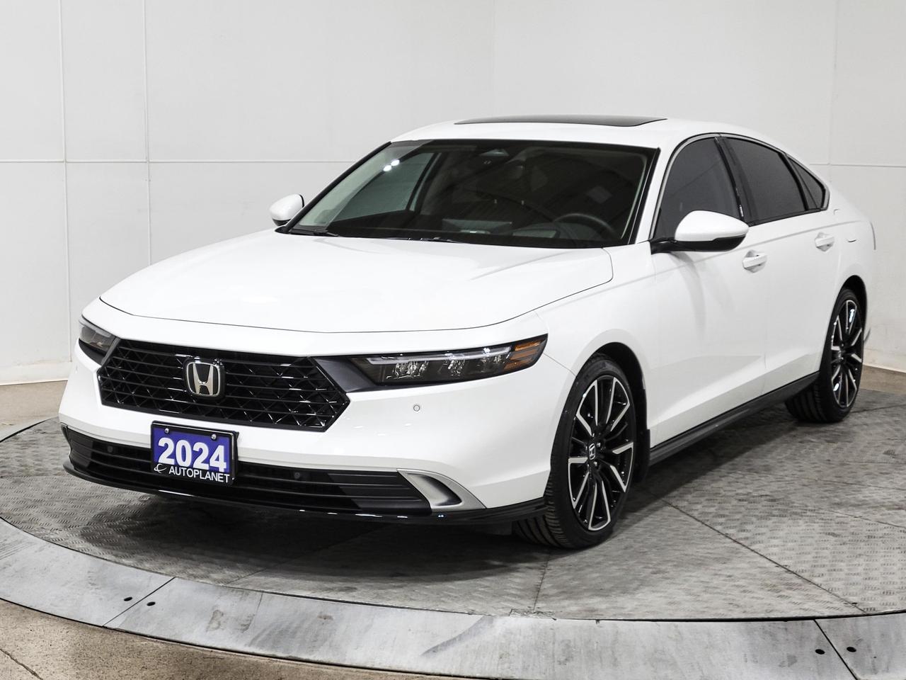 2024 Honda Accord Hybrid Touring AWD, Navi, Sunroof, Back Up Cam,Bose Sound Photo