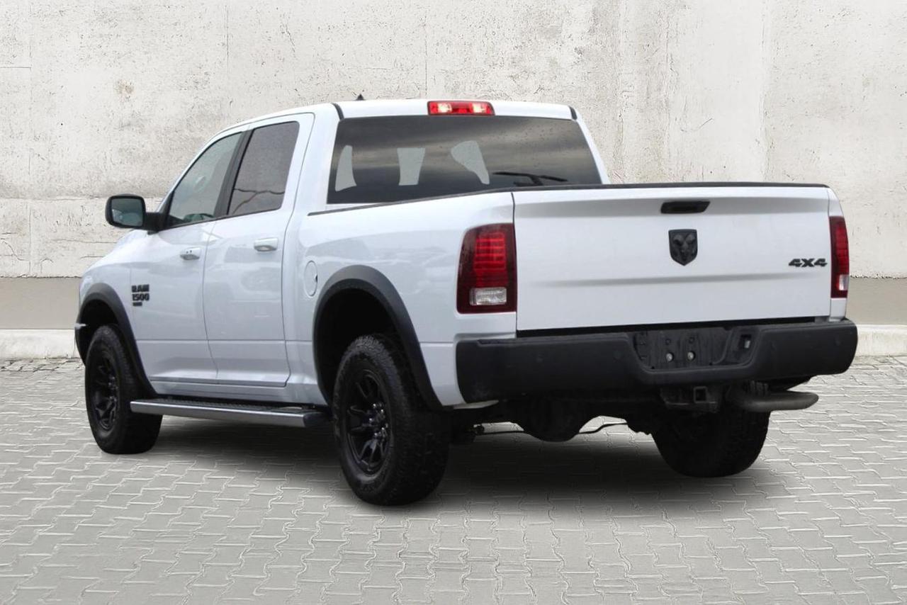 2021 RAM 1500 Classic Classic Warlock Crew Cab 4x4  Gps BkpCam RearParki Photo3