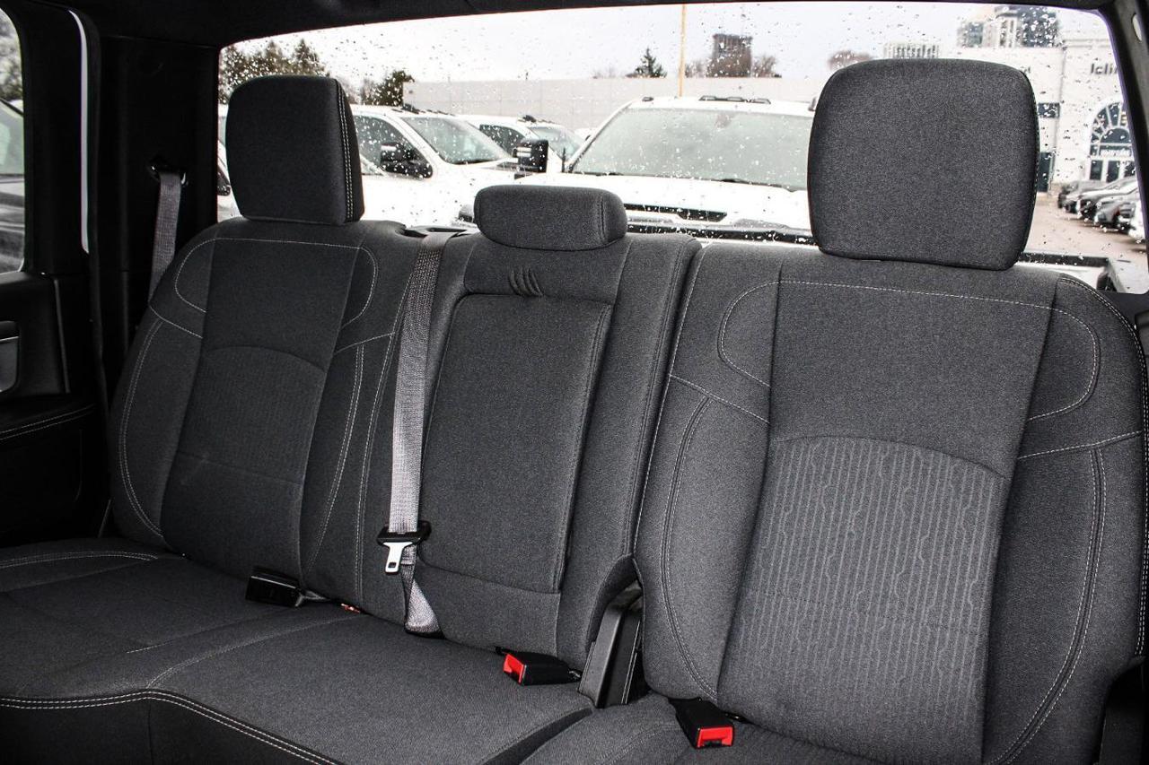 2021 RAM 1500 Classic Classic Warlock Crew Cab 4x4  Gps BkpCam RearParki Photo