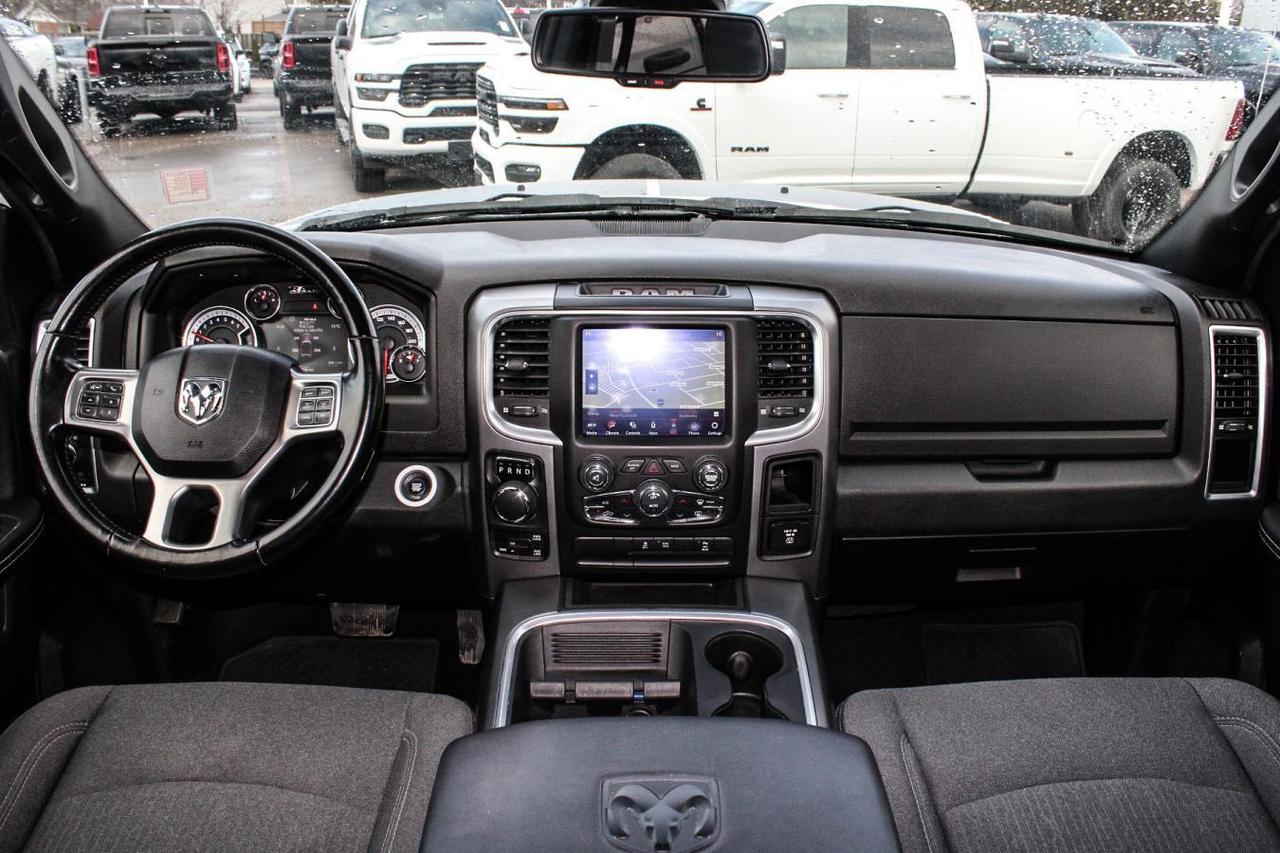 2021 RAM 1500 Classic Classic Warlock Crew Cab 4x4  Gps BkpCam RearParki Photo