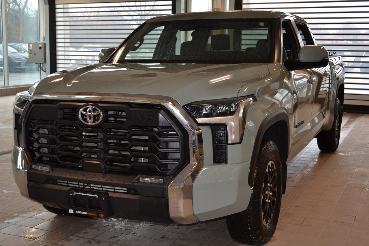 2025 Toyota Tundra SR5 Photo