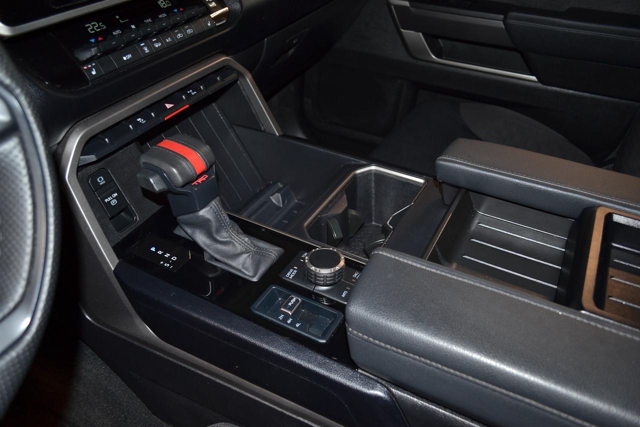 2025 Toyota Tundra SR5 Photo
