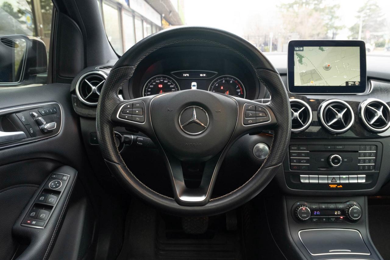 2018 Mercedes-Benz B-Class B250 4Matic Photo