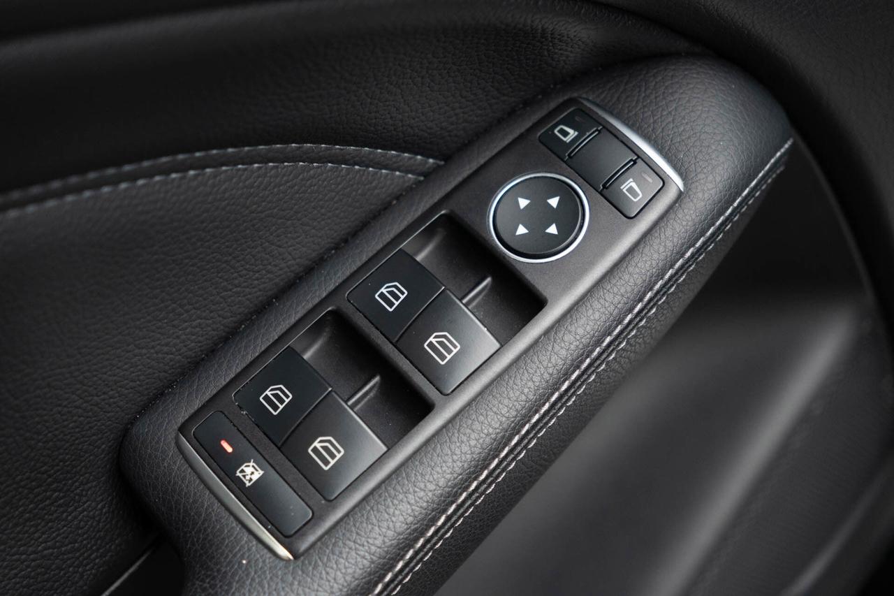 2018 Mercedes-Benz B-Class B250 4Matic Photo