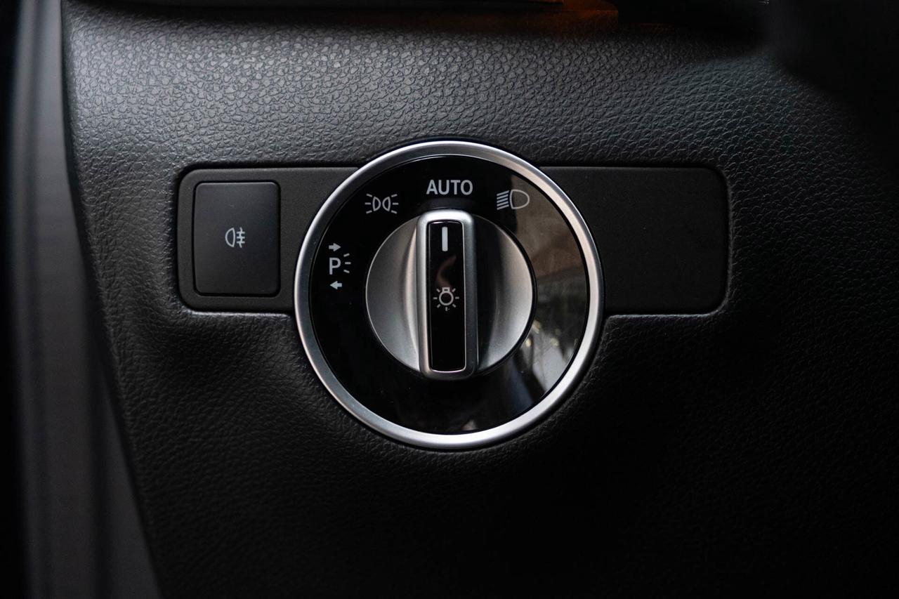 2018 Mercedes-Benz B-Class B250 4Matic Photo