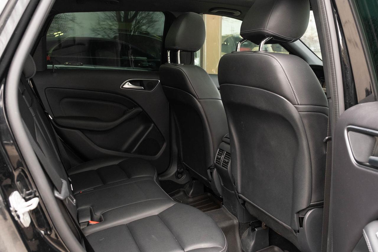 2018 Mercedes-Benz B-Class B250 4Matic Photo