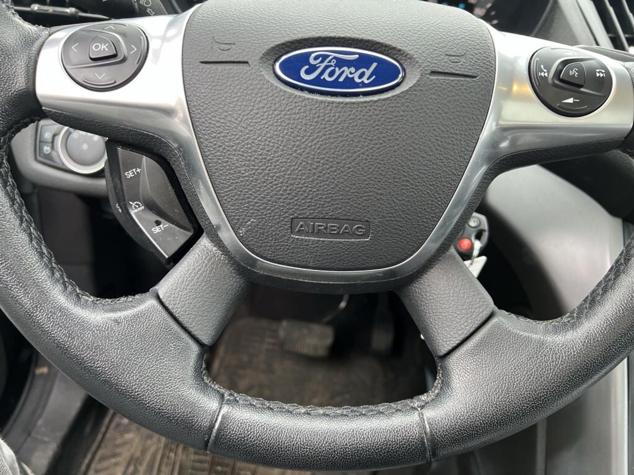 2016 Ford Escape SE 4dr 4x4 Automatic Photo