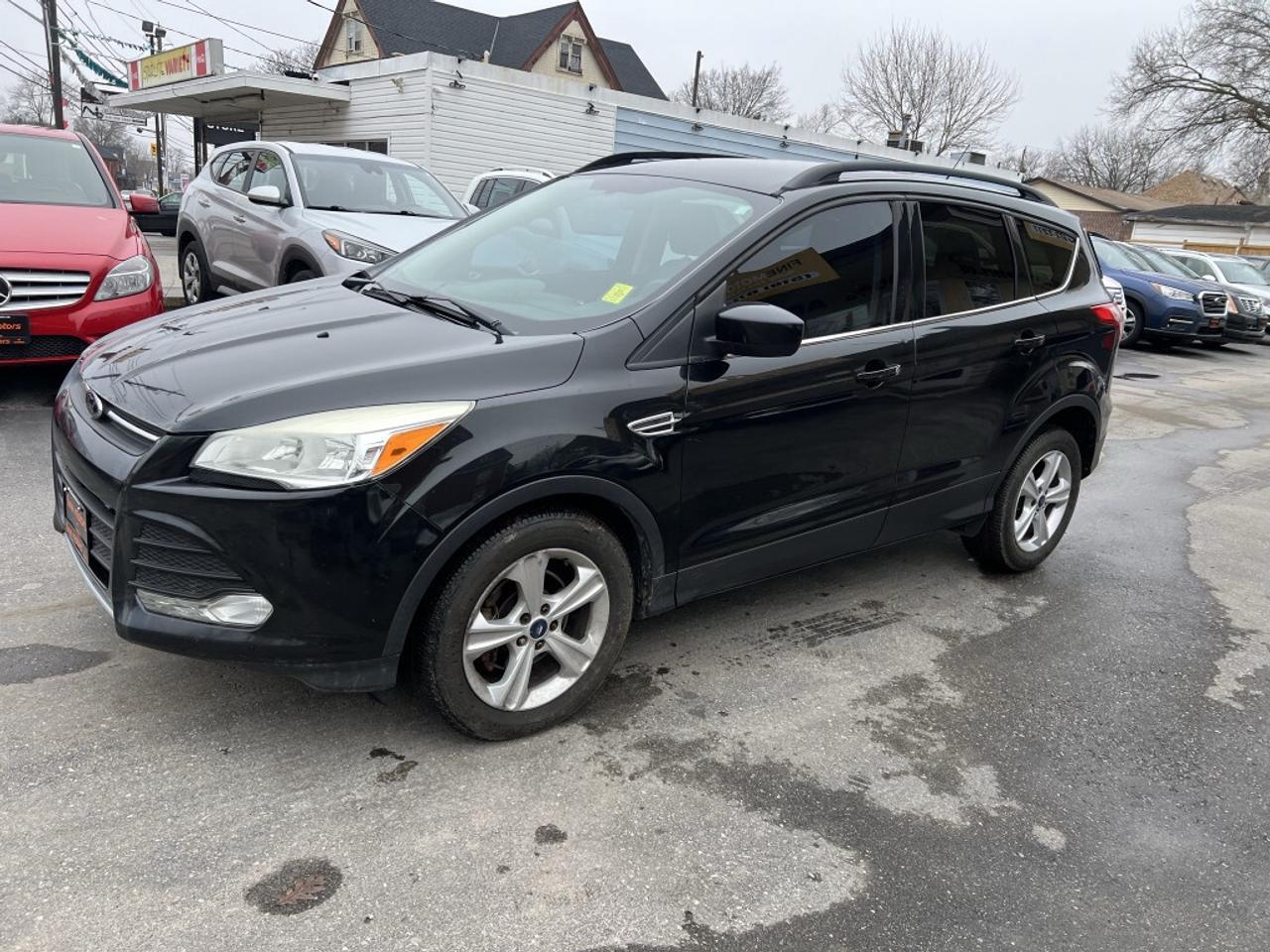 2014 Ford Escape SE 4dr Front-wheel Drive Automatic Photo2